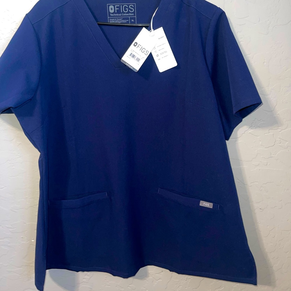 Navy blue figs top
